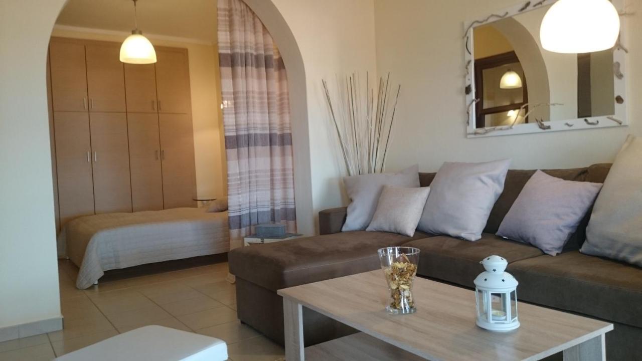 Ferienapartment At Home Ouranoupolis Екстериор снимка