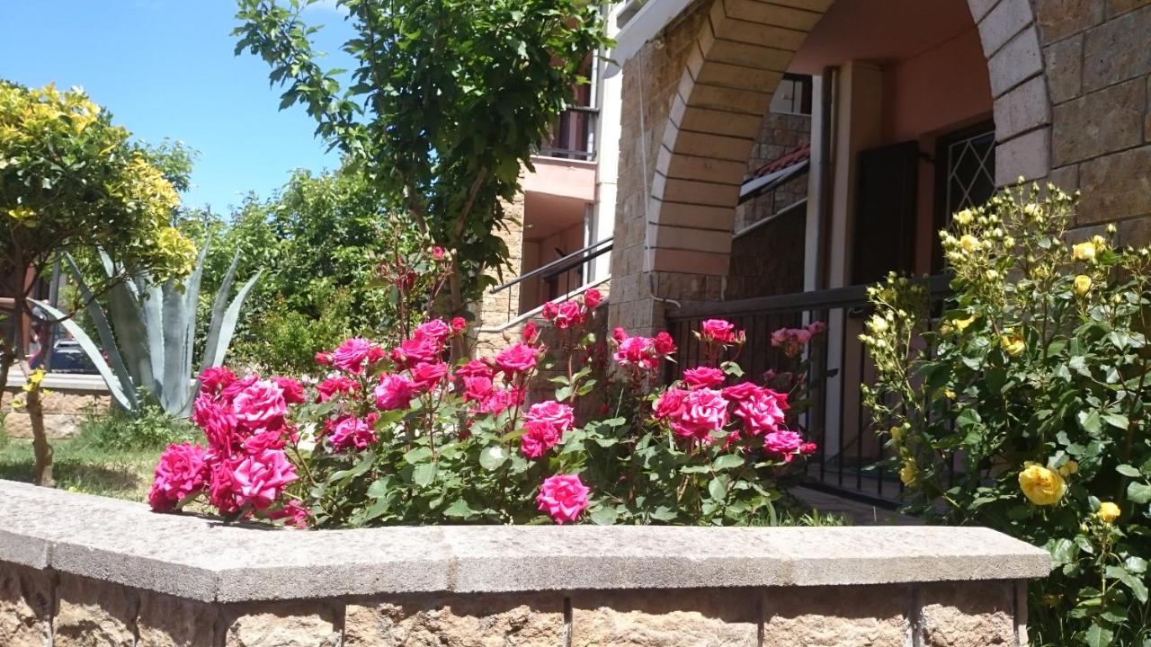 Ferienapartment At Home Ouranoupolis Екстериор снимка